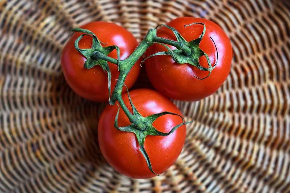 A bunch of tomatoes.